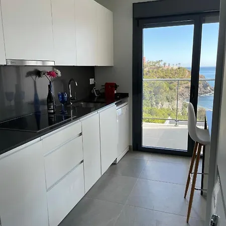 Sunny Penthouse With Panoramic Views Apartment *
