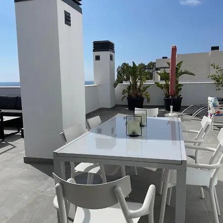 Apartment Sunny Penthouse With Panoramic Views *
